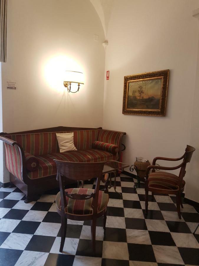 Albergo Lungomare Бонассола Экстерьер фото